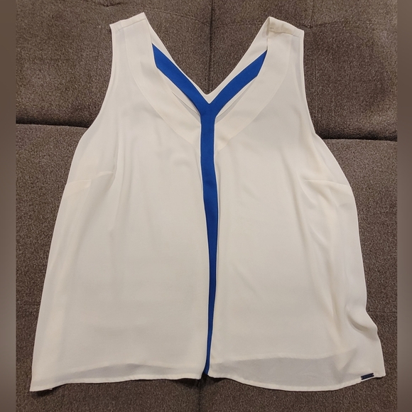 MBLM sleeveless blouse in plus size 2 - Picture 1 of 5